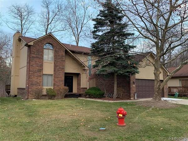 7450 CEDARWOOD, West Bloomfield, MI 48322