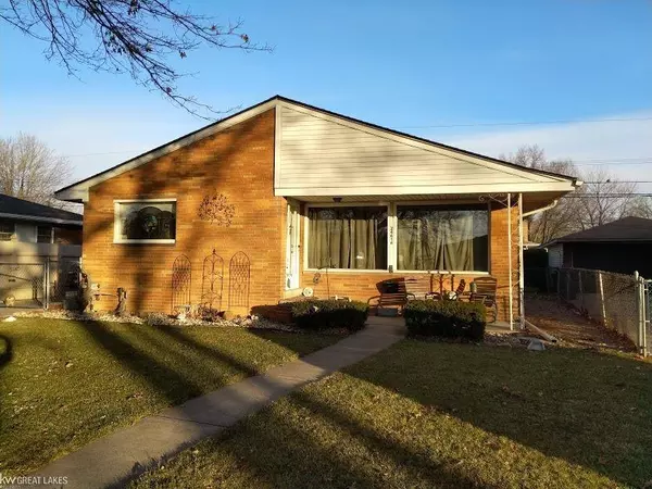 Saint Clair Shores, MI 48080,24616 Wood