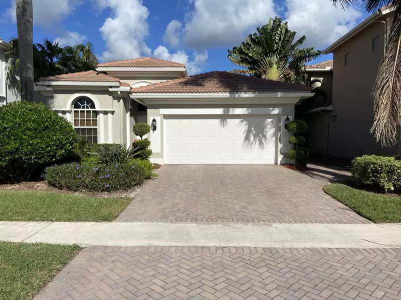 8101 Valhalla DR, Delray Beach, FL 33446