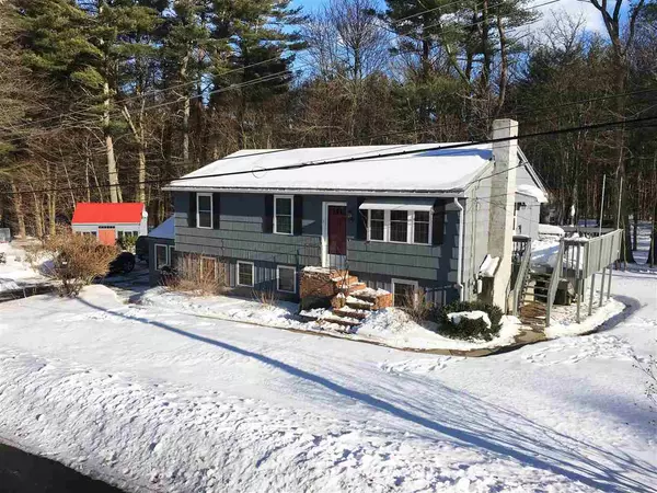 5 Merrill RD, Hampton Falls, NH 03844