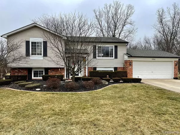 39940 BURTON,  Novi,  MI 48375 3602