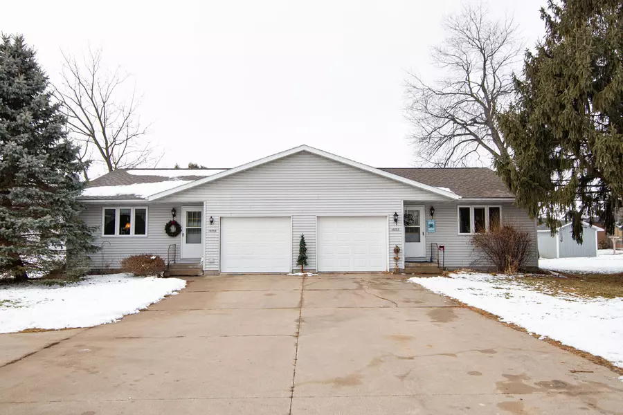 16771 S 10th St, Galesville, WI 54630