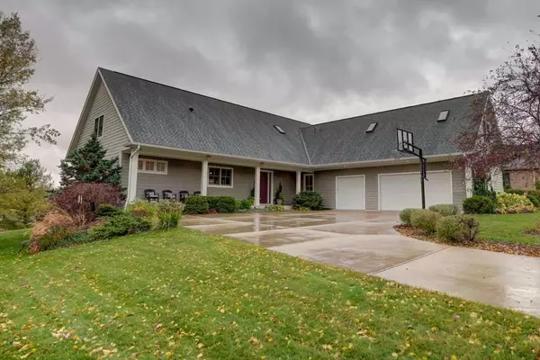 Verona, WI 53593,9701 Hill Creek Dr