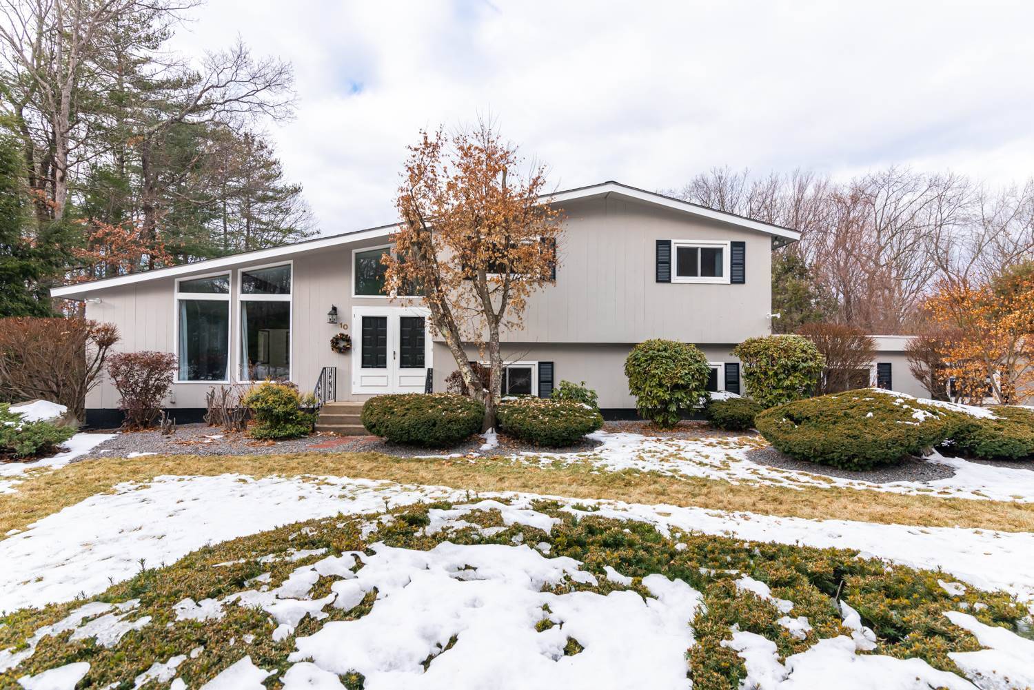 Merrimack, NH 03054,10 Brek DR