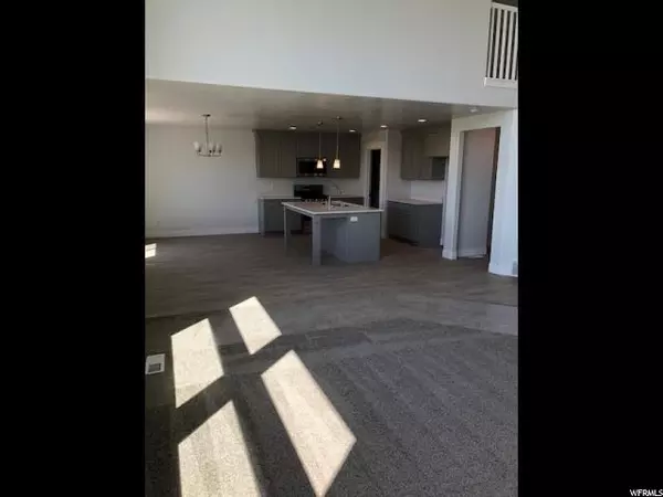 Lehi, UT 84043,3871 W 1700 N #317