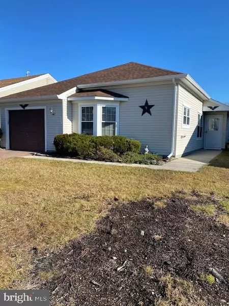 4 BELLWOOD CT, Barnegat, NJ 08005