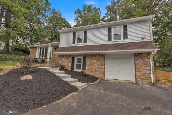 28 LEOPARD RD, Paoli, PA 19301