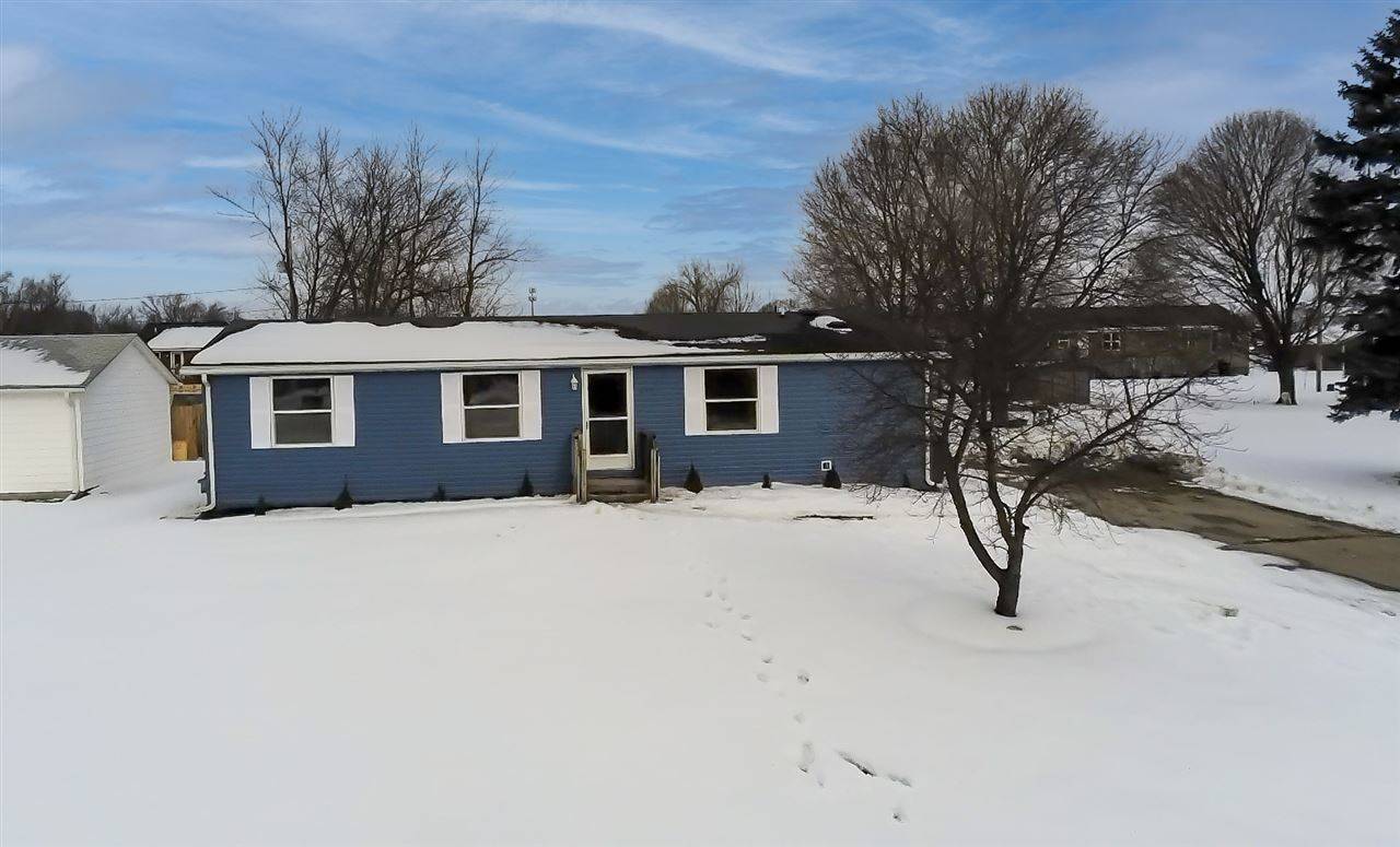 955 E Crystal Ln,  Beloit,  WI 53511