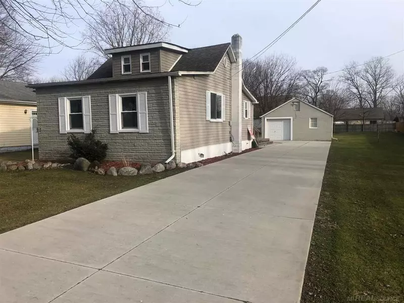 9605 Pearl Beach, Clay Twp, MI 48001