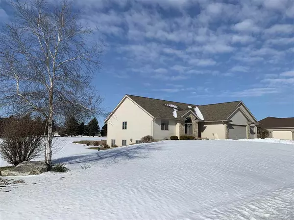 6649 Ridge Point Run, Sun Prairie, WI 53590