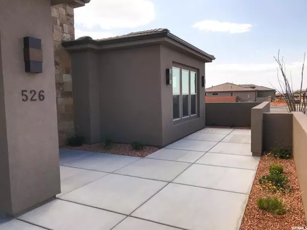 Ivins, UT 84738,526 W SAGUARO WAY #1