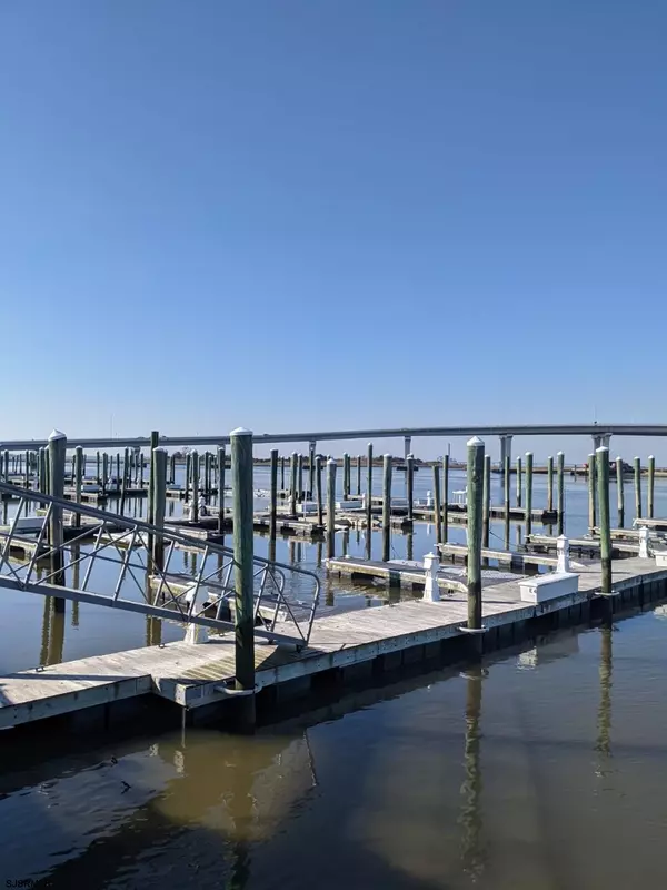 Between 7th & 8th Bayfront Boat Slip Pier E#1, Ocean City, NJ 08226