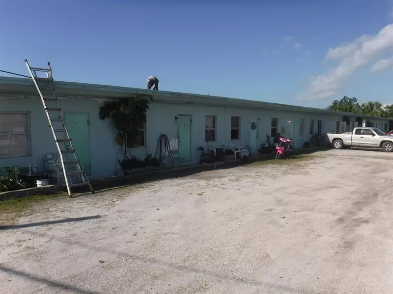 2905 N Us Hwy 1, Fort Pierce, FL 34946