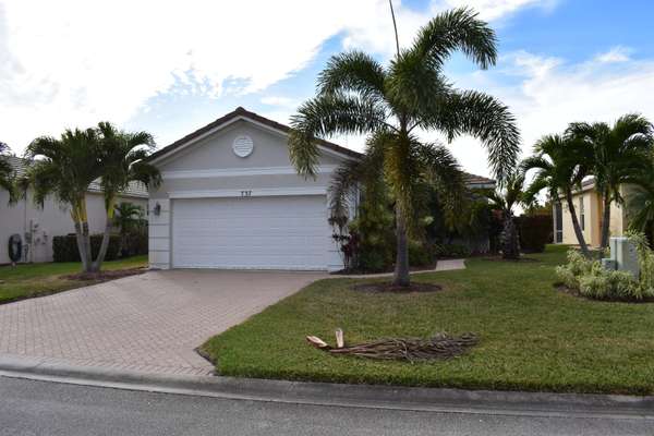 737 SW Rocky Bayou TER, Port Saint Lucie, FL 34986