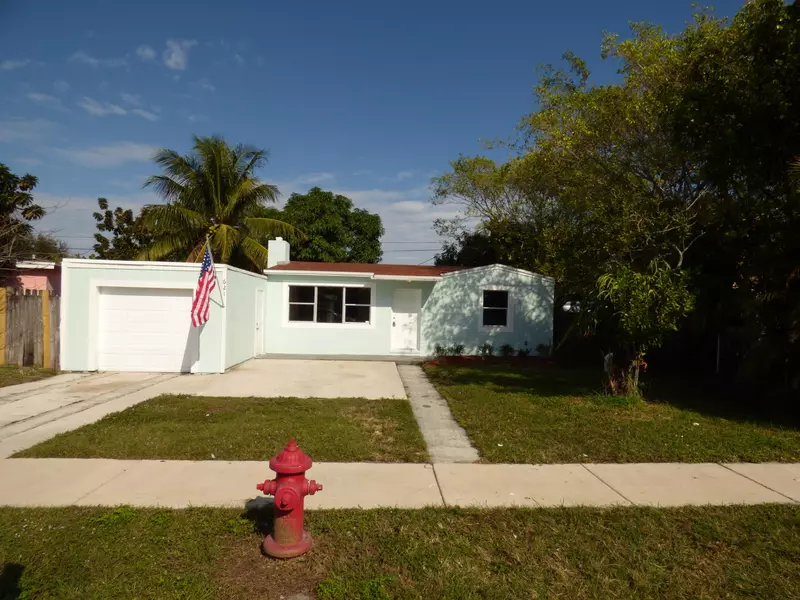 621 Beech RD, West Palm Beach, FL 33409