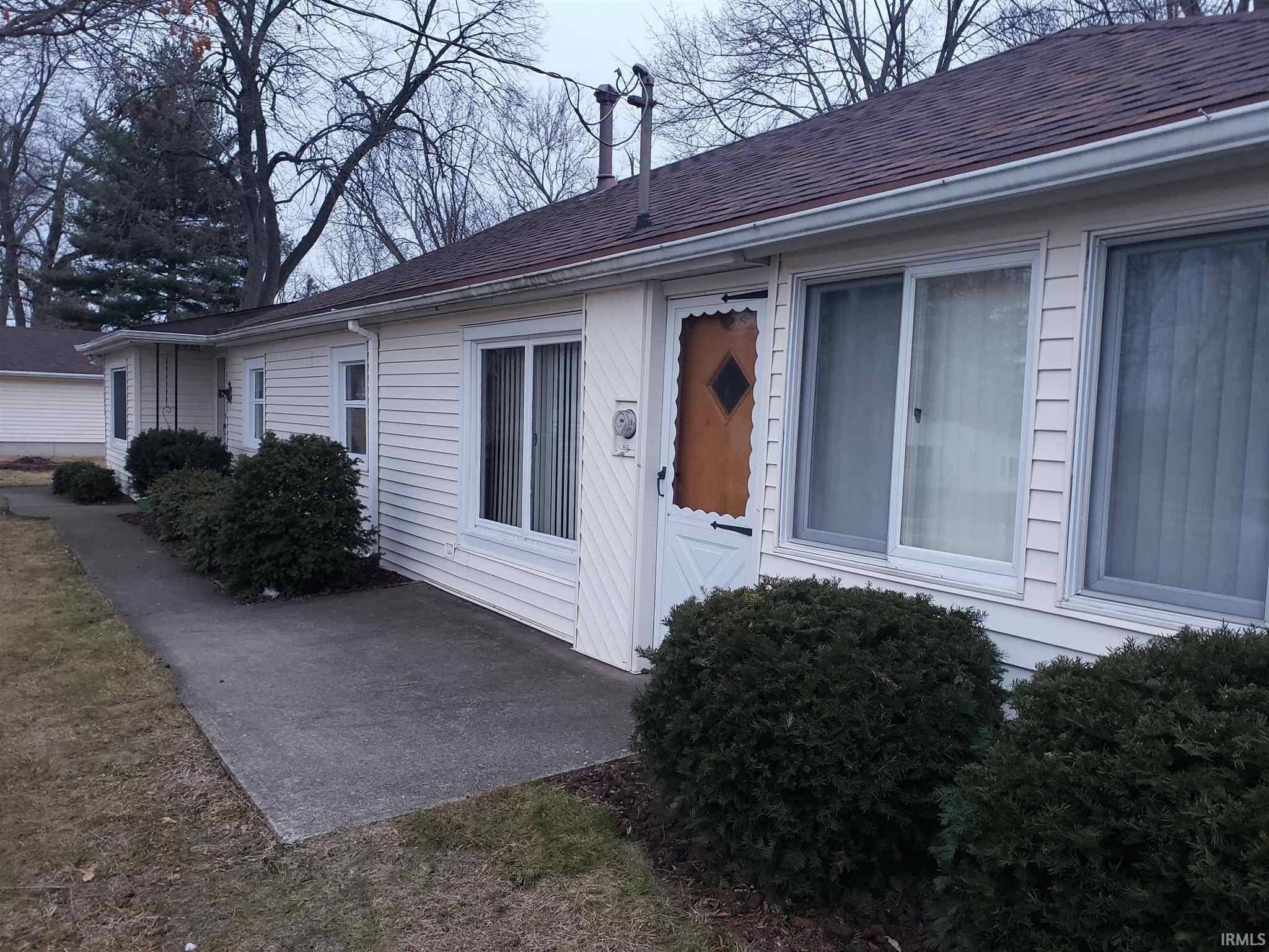 North Webster, IN 46555-9620,647 N Center Street