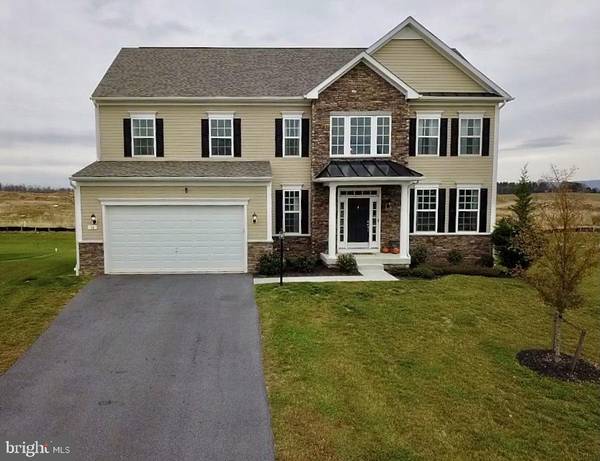 16 BLUEBELLS CT, Charles Town, WV 25414