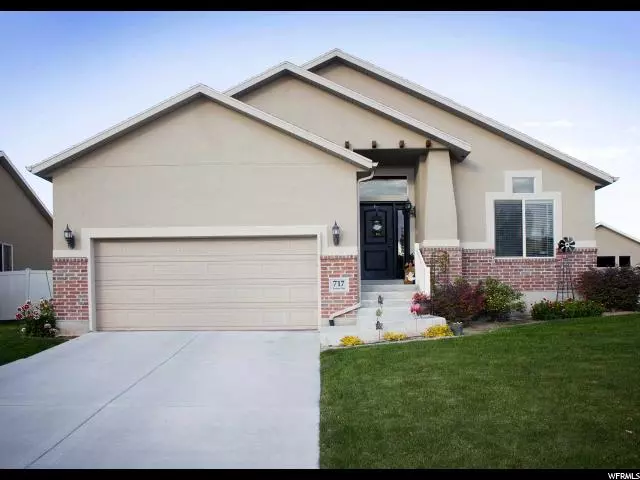 Saratoga Springs, UT 84045,717 N BRAEMAR WAY E