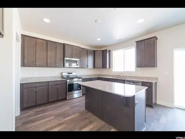 Herriman, UT 84096,7432 W NARROW LEAF CIR S #41