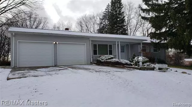 20529 LOGAN RD, Manchester, MI 48158