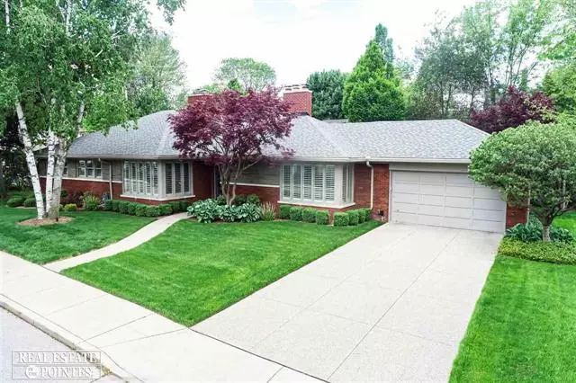 812 PARK LANE, Grosse Pointe Park, MI 48230