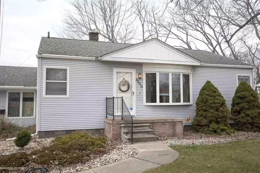 22918 Masonic, Saint Clair Shores, MI 48082