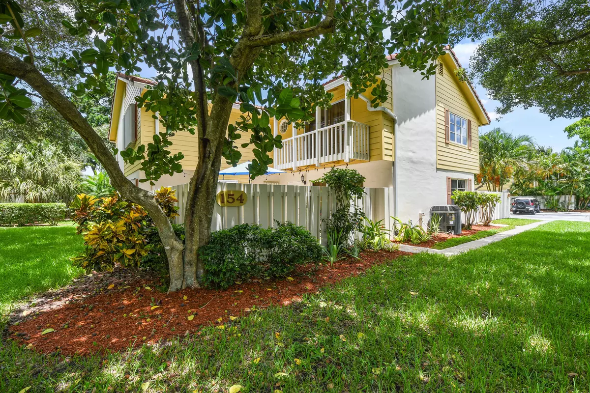 Jupiter, FL 33477,154 Seabreeze CIR