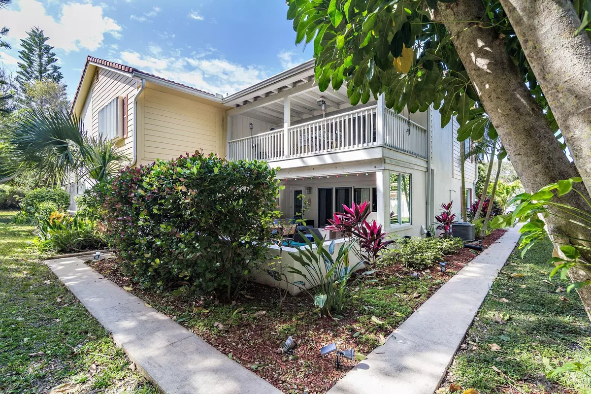 Jupiter, FL 33477,278 Seabreeze CIR