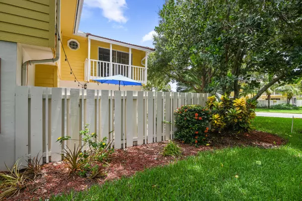 Jupiter, FL 33477,154 Seabreeze CIR