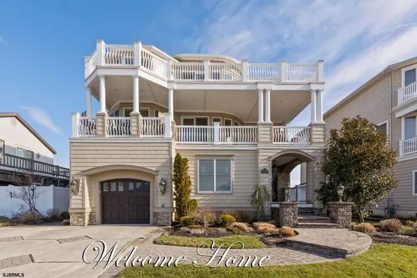 33 Ocean Dr W, Brigantine, NJ 08203