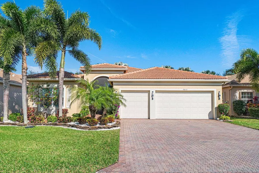 9837 Bluefield DR, Boynton Beach, FL 33473