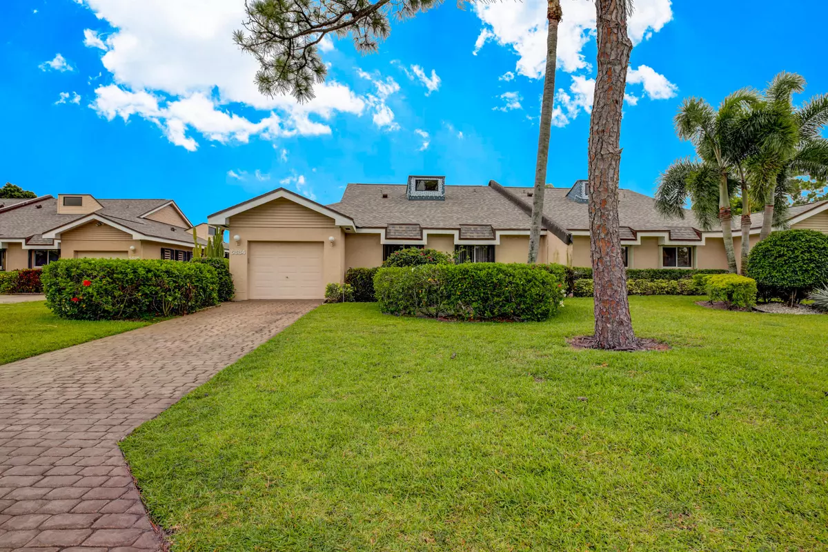 Lake Worth, FL 33467,6884 Fountains CIR