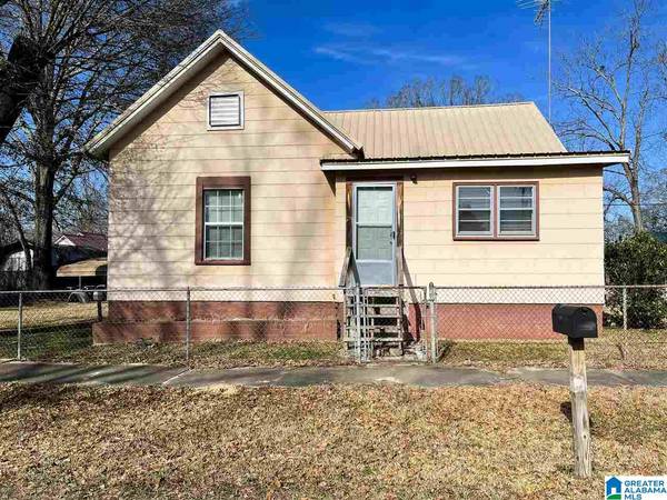 26 ASHBY AVENUE, Sylacauga, AL 35150