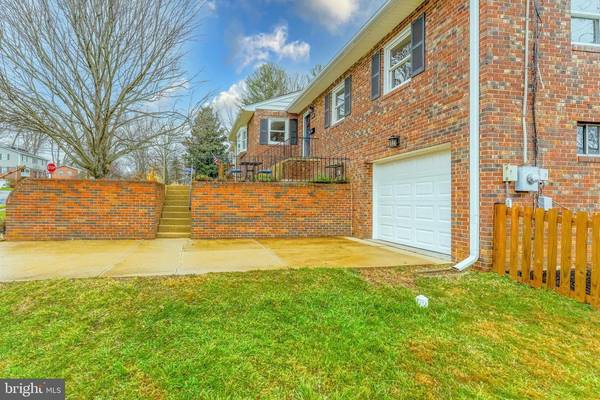 Annandale, VA 22003,7309 MASONVILLE DR