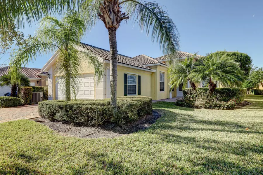 10649 SW Stratton DR, Port Saint Lucie, FL 34987