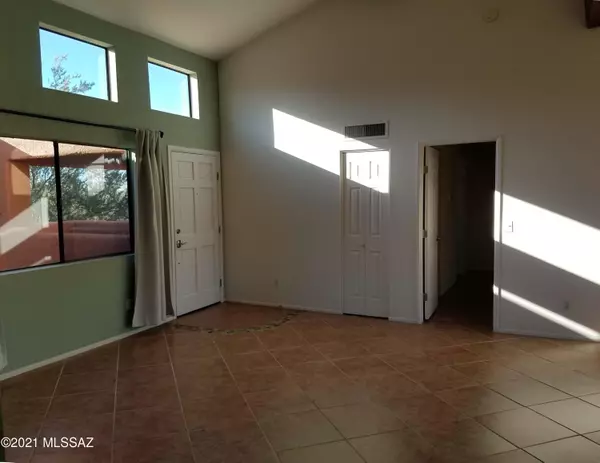 Tucson, AZ 85750,5051 N Sabino Canyon Road #2145