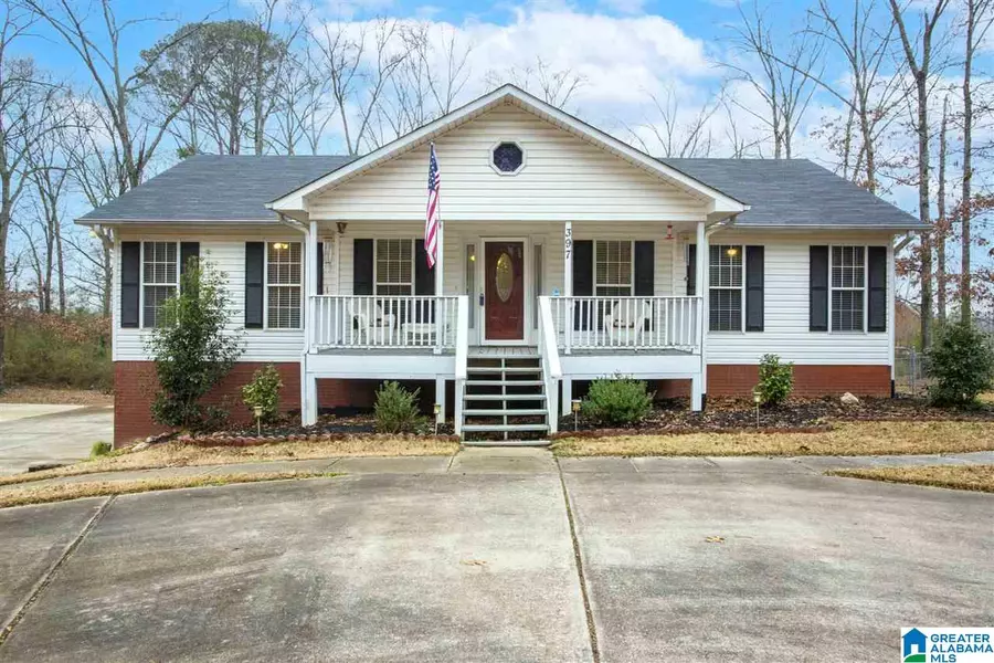 397 CEDAR LN, Maylene, AL 35114