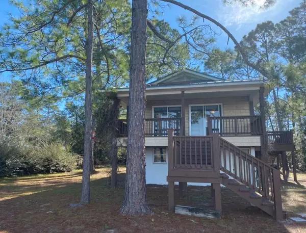 546 River Road, Carrabelle, FL 32322