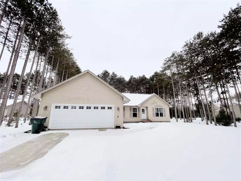 E10347 Greimel Rd, West Baraboo, WI 53913