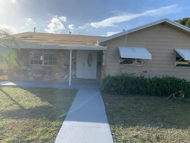 Lake Worth, FL 33460,205 S S B ST