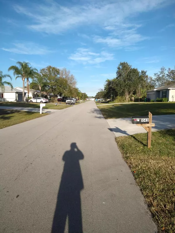 Port Saint Lucie, FL 34953,1046 SW Jennifer TER