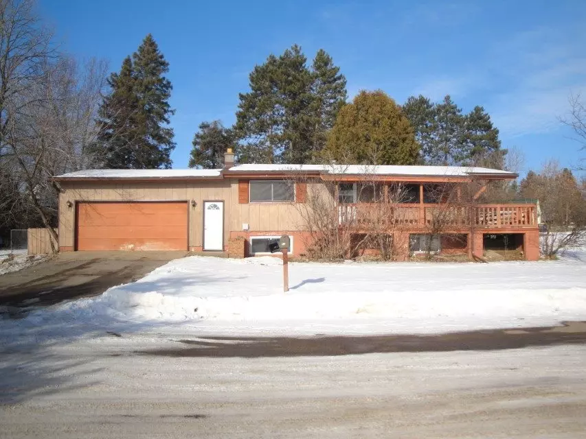 Rhinelander, WI 54501,906 Lynne St