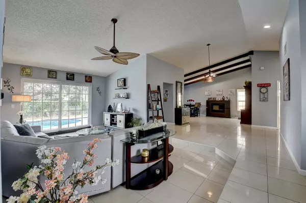 Boca Raton, FL 33434,9742 Richmond CIR