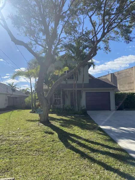 6428 Pompano ST, Jupiter, FL 33458