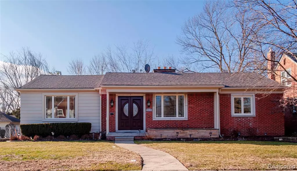 1745 N Martha Street, Dearborn, MI 48124