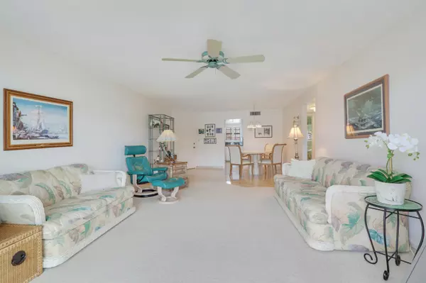 North Palm Beach, FL 33408,117 Lehane TER 210