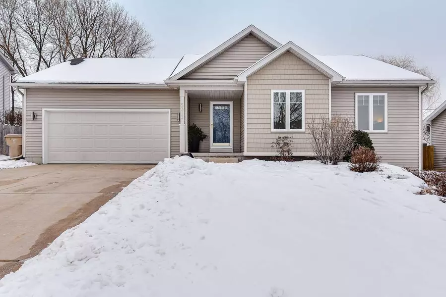 5313 VALLEY EDGE DR, Madison, WI 53704