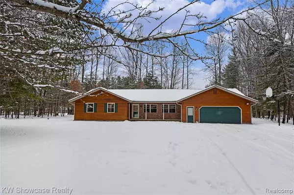 Grayling, MI 49738-7407,6699 GEORGE CRT