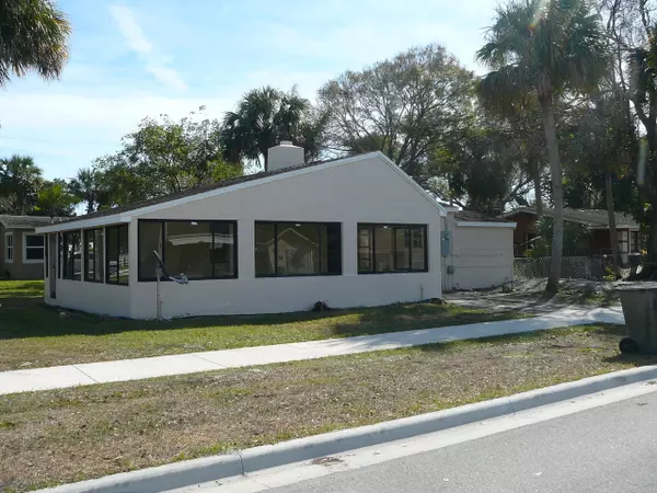 Fort Pierce, FL 34950,607 Wendell RD