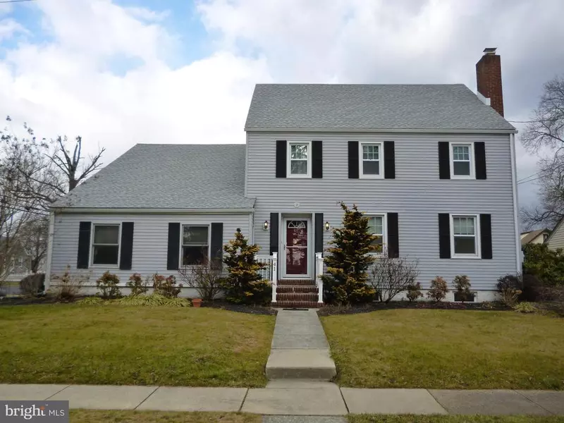 41 WARRINGTON AVE, Mount Ephraim, NJ 08059